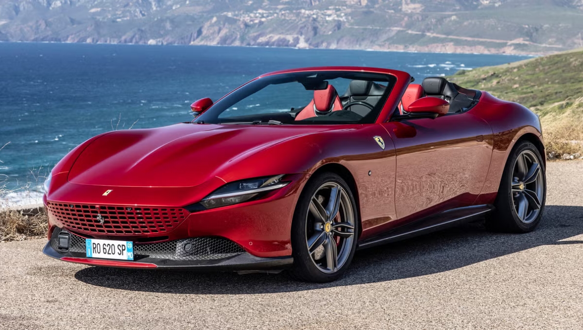 Ferrari Roma की कीमत ₹3.76 करोड़ जानिए वो फीचर्स जो इसे बनाते हैं रफ्तार का राजा