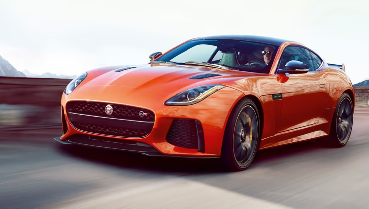 Jaguar F-TYPE 2013-2020: ₹2.50 करोड़ तक की सुपरकार, जो रफ्तार और लग्ज़री का अनोखा संगम है