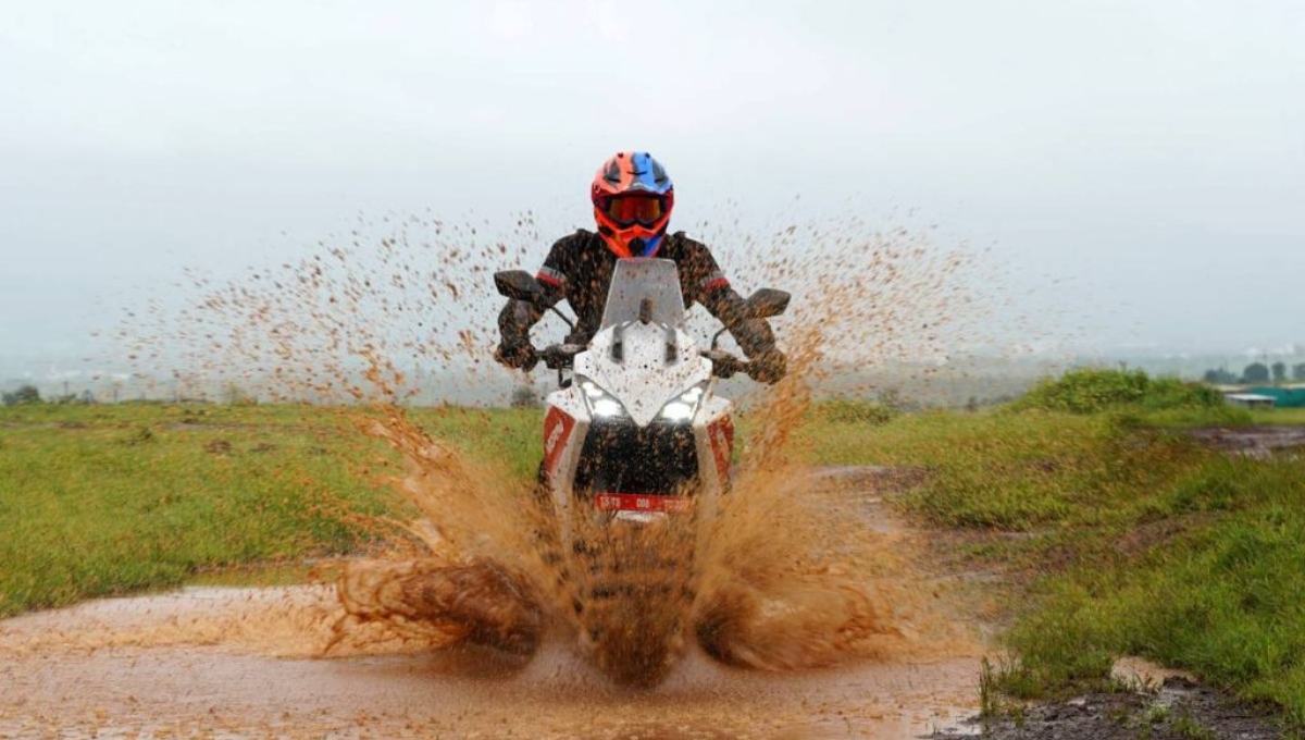 ₹7.30 लाख की दमदार बाइक: Moto Morini X-Cape में मिलेगा स्टाइल, पावर और एडवेंचर का ज़बरदस्त कॉम्बो