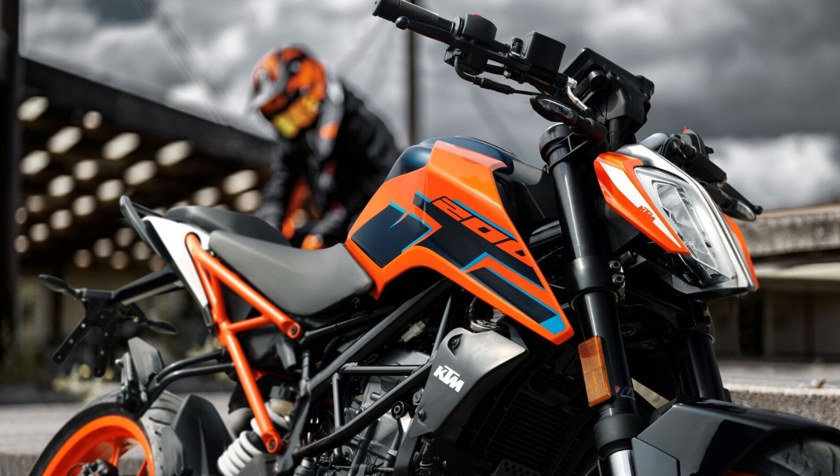 1.97 लाख की कीमत में मिल रही है 140 Kmph की रफ्तार वाली KTM 200 Duke, जानिए पूरी डिटेल