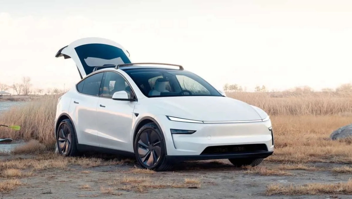 Tesla Model Y: अब भारत में आई वो कार जो भविष्य की सवारी का एहसास कराए, रेंज 622km और ताकत 295bhp 
