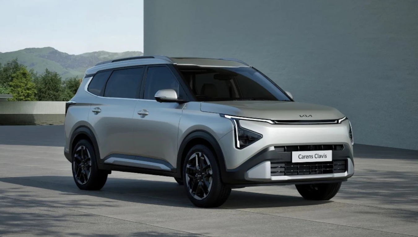 Kia Carens Clavis 2025 Price ₹12.50 Lakh: 7-Speed DCT और 64 Ambient Lights वाली SUV जो हर सफर को बनाएगी स्टाइलिश