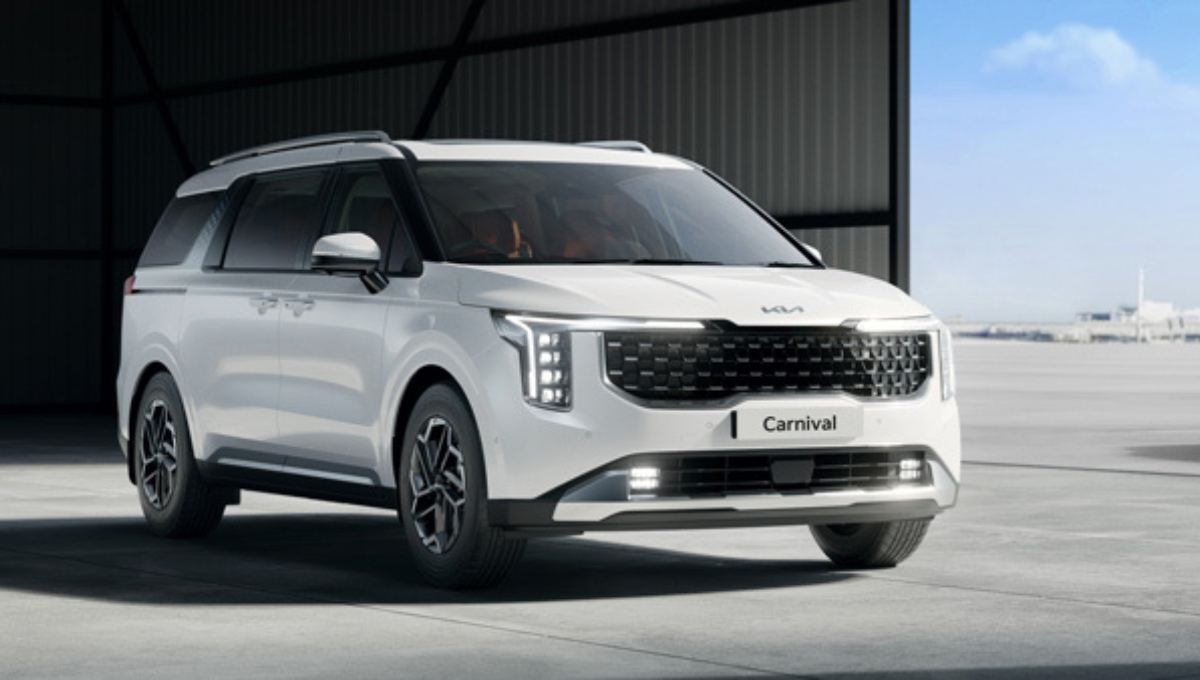 अब और भी शानदार, आरामदायक और एडवांस नई Kia Carnival आपके सपनों की फैमिली कार 