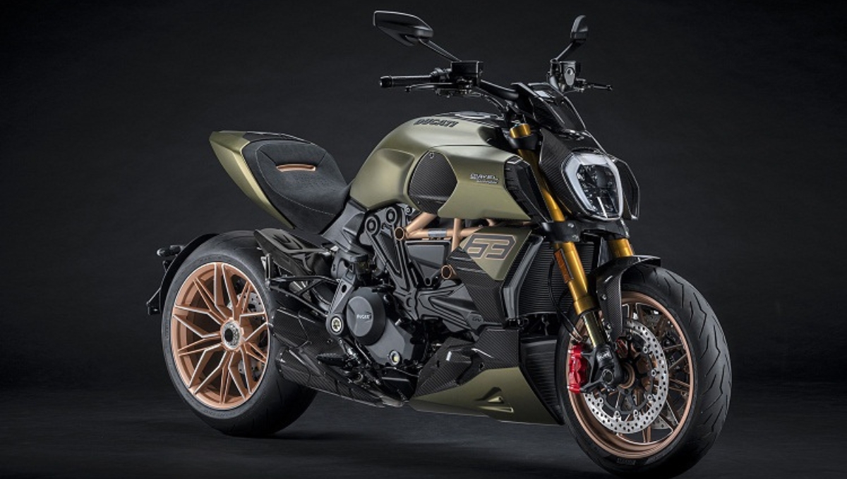Ducati Diavel V4 लॉन्च जब ₹25 लाख की कीमत में मिलती है परफॉर्मेंस, लक्ज़री और टेक्नोलॉजी