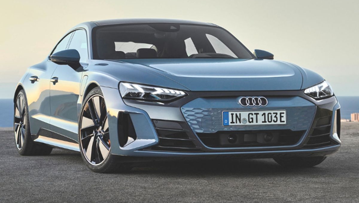 Audi RS e-tron GT: ₹1.94 करोड़ की इलेक्ट्रिक लग्ज़री कार, जानिए शानदार फीचर्स और रेंज