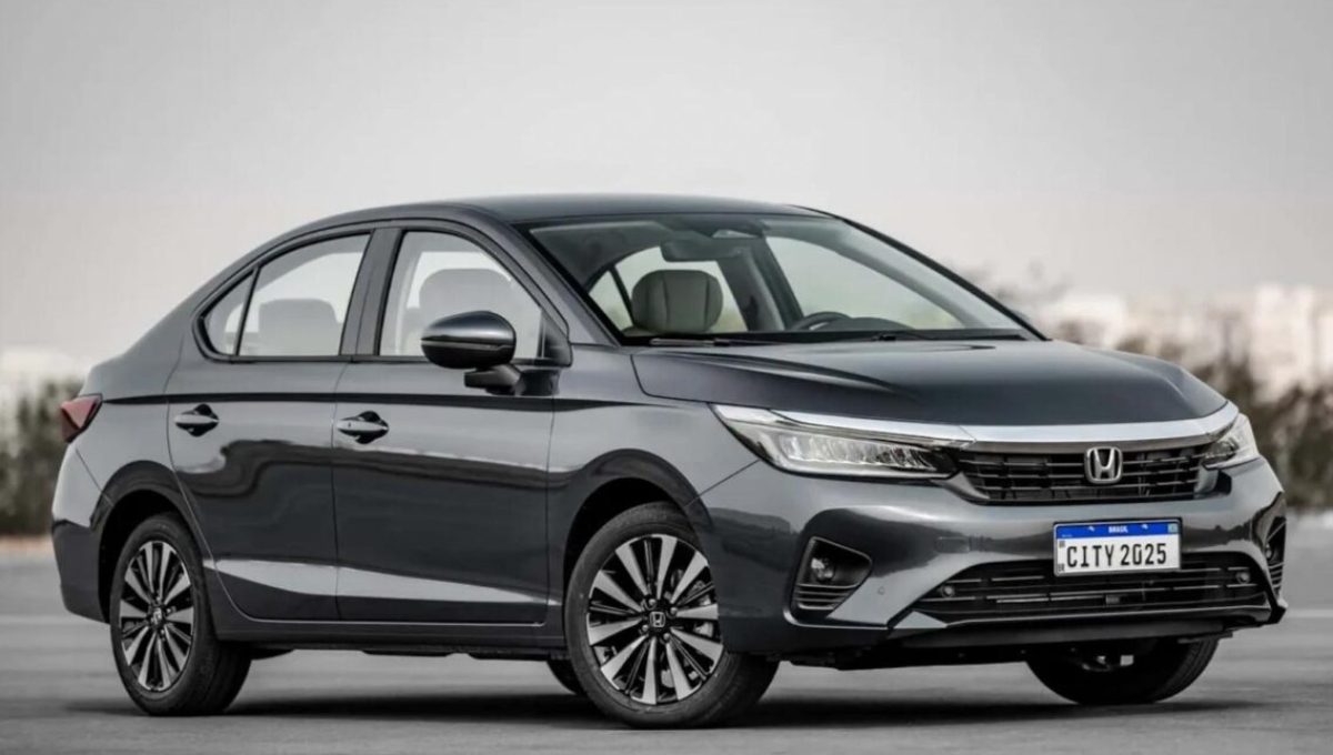 Honda City 2025: किफायती कीमत में सनरूफ, ADAS और 18.4 kmpl माइलेज का धमाका 