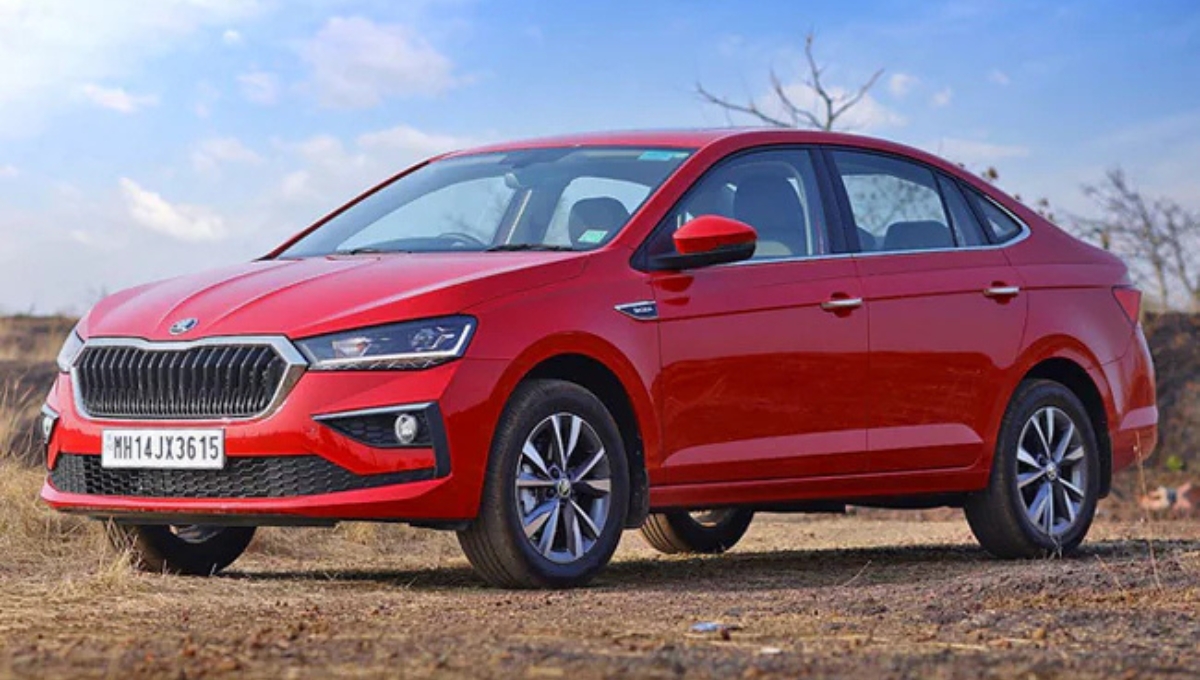 "लक्ज़री का नया नाम Skoda Slavia: ₹11.63 लाख से शुरू, 250Nm टॉर्क और 7-स्पीड ऑटोमैटिक गियरबॉक्स के साथ"