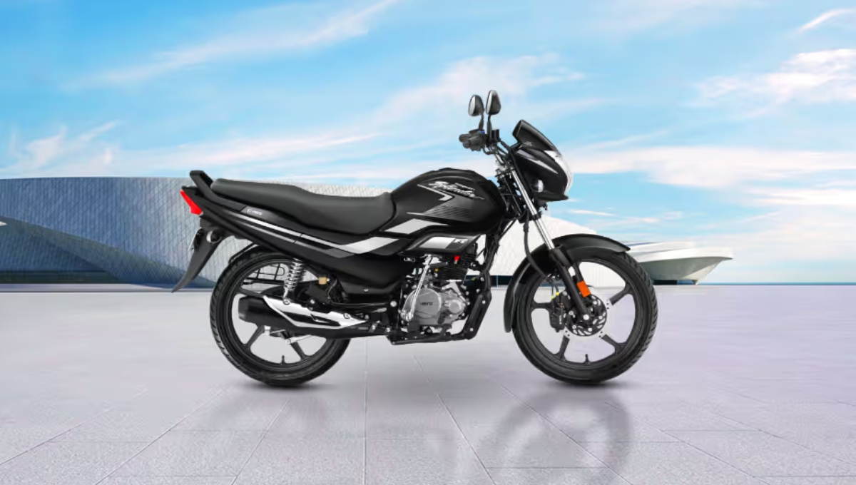 Hero Super Splendor: बजट में 60kmpl माइलेज, Alloy Wheels और Digital Console वाली दमदार बाइक 