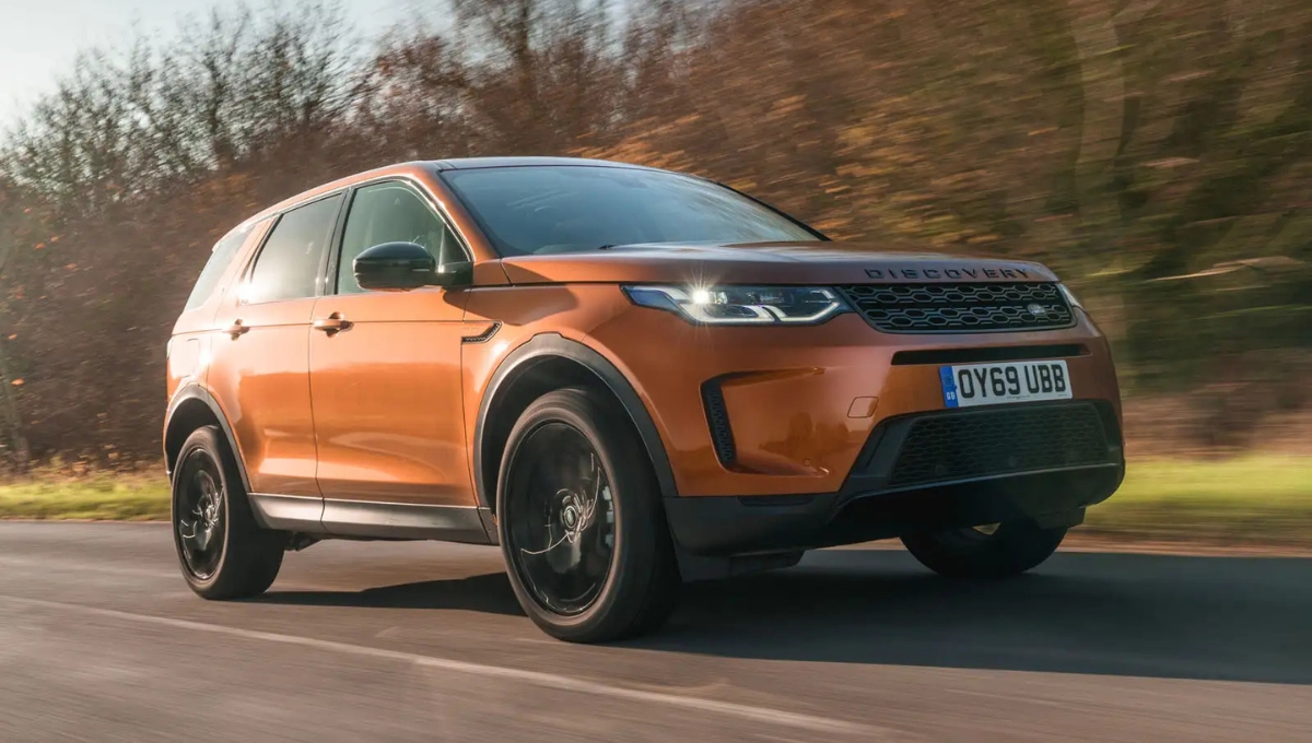 Land Rover Discovery Sport Review ₹72 लाख की लग्जरी SUV, मिलेंगे एडवांस फीचर्स और दमदार इंजन