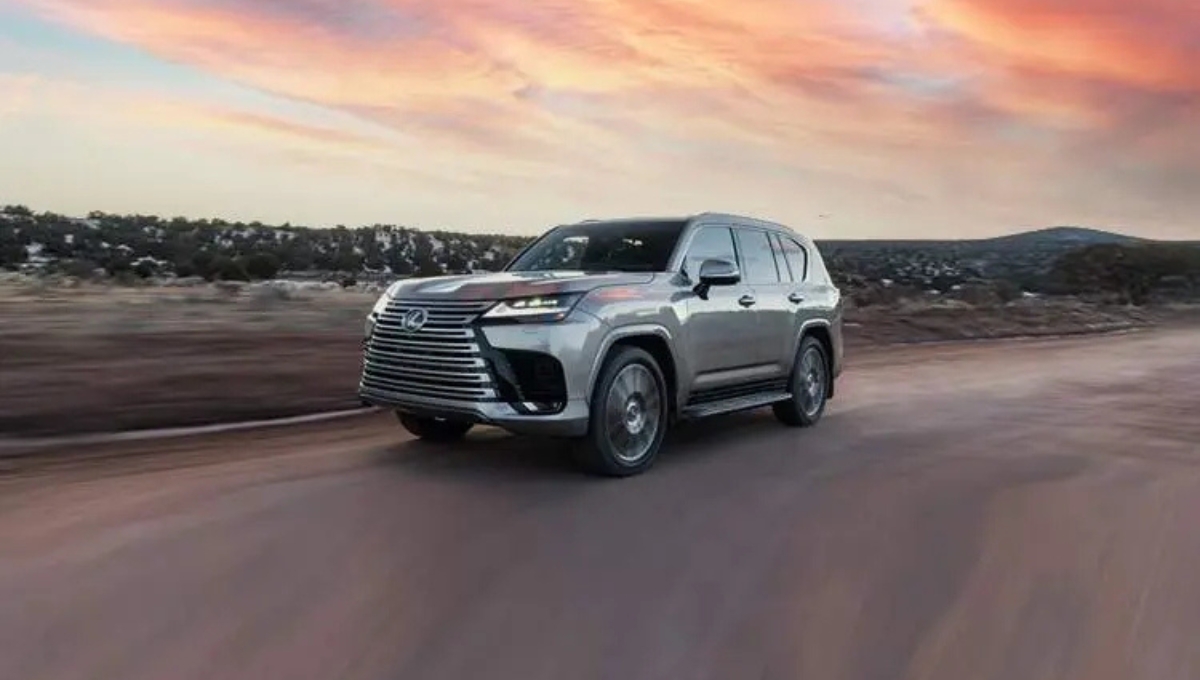 Lexus RX 2025: 21 स्पीकर्स, पैनोरामिक सनरूफ और एडवांस सेफ्टी फीचर्स वाली SUV देखें कीमत और खूबियां